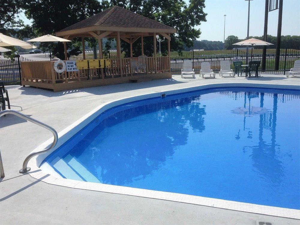 Quality Inn & Suites Horse Cave Eksteriør billede