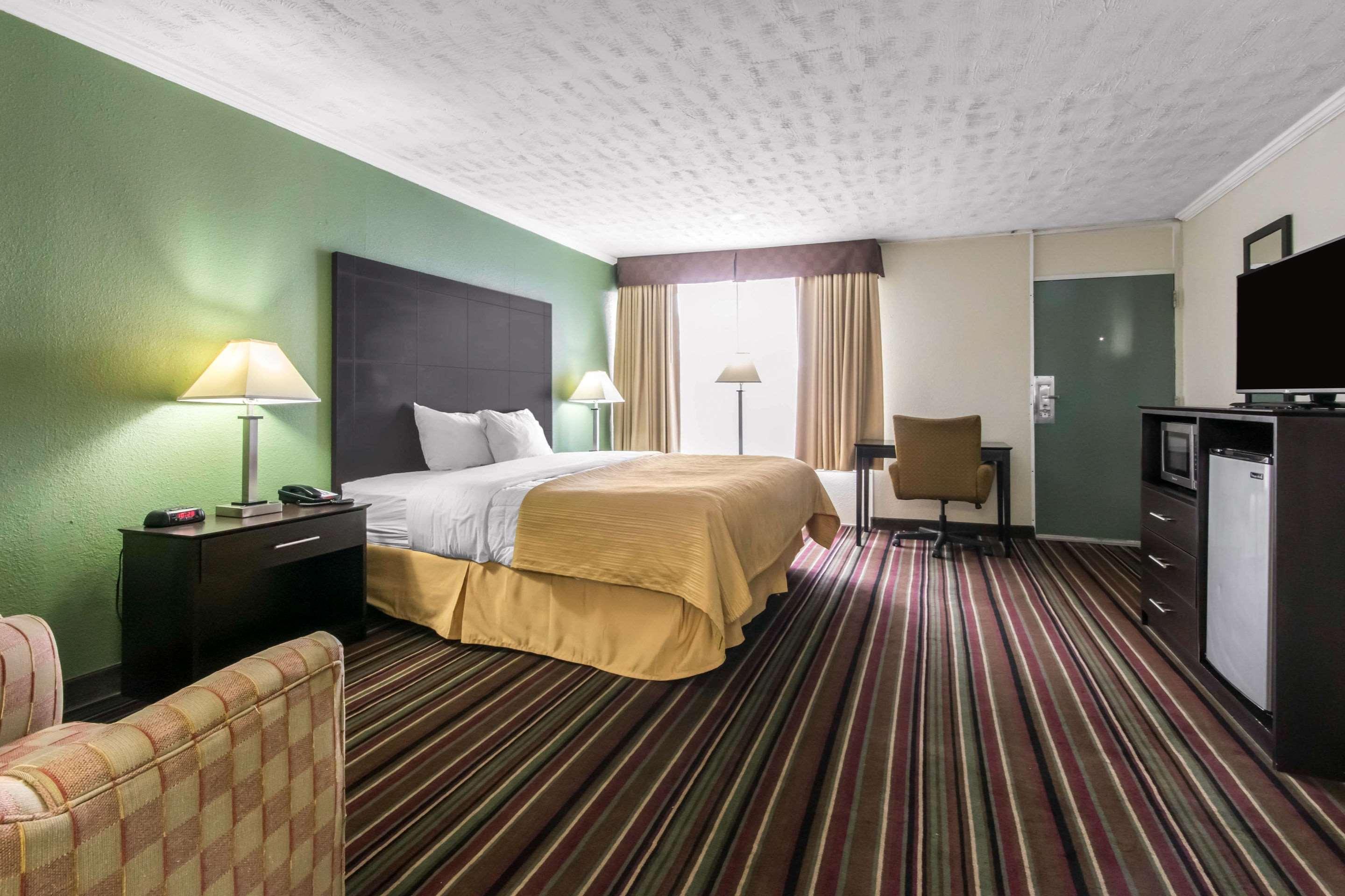 Quality Inn & Suites Horse Cave Eksteriør billede