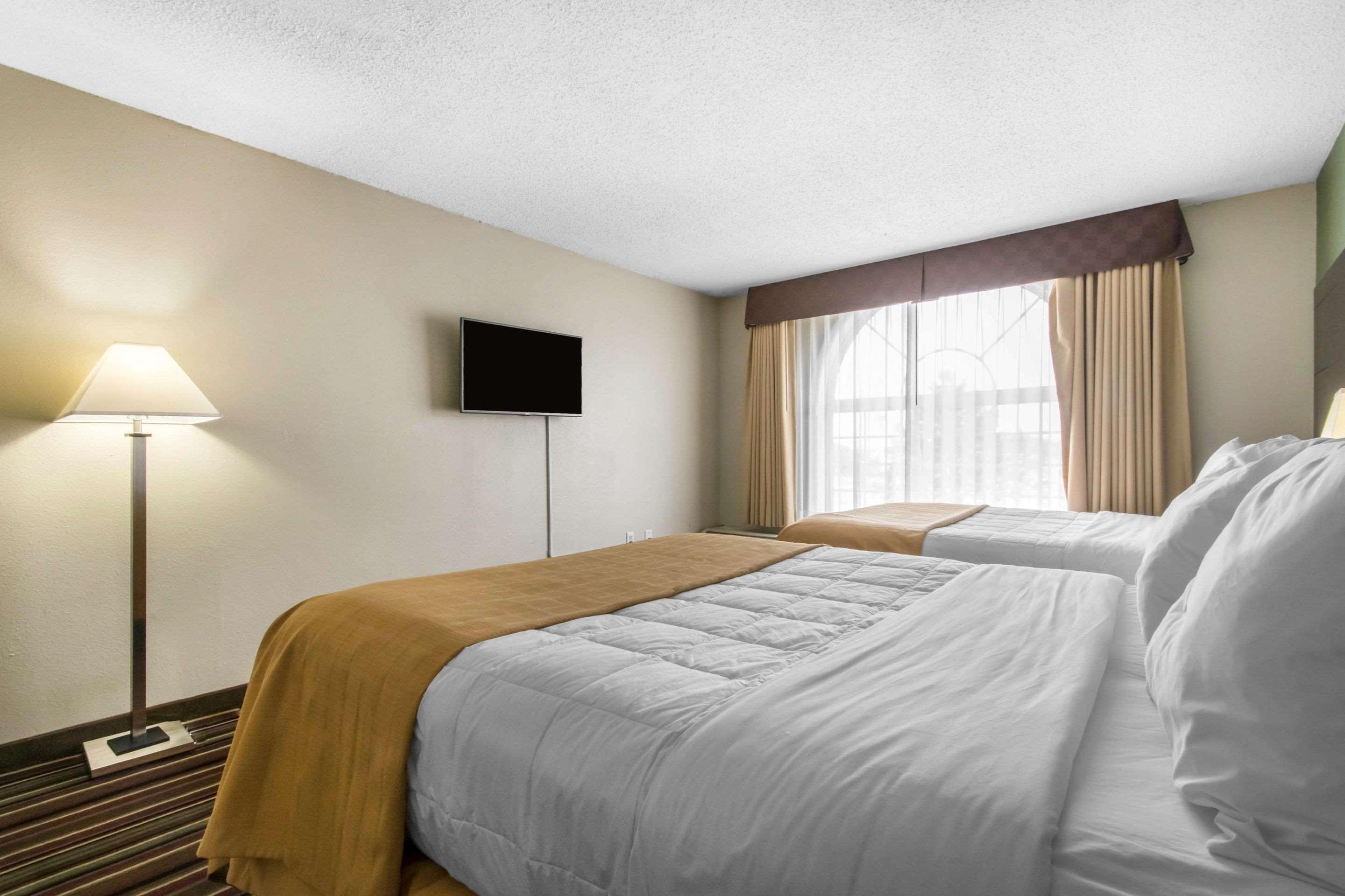 Quality Inn & Suites Horse Cave Eksteriør billede